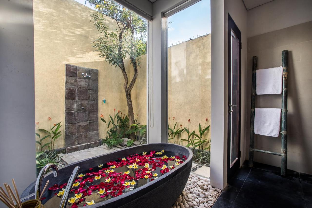 Casa Lalita Seminyak Exterior foto